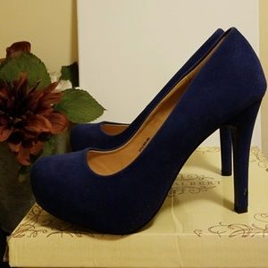 Blue faux suede heels
